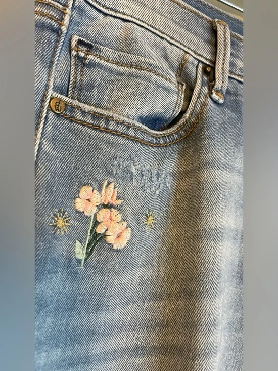 Driftwood Jackie Bloom Embroidered Jeans - Picture 6 of 14